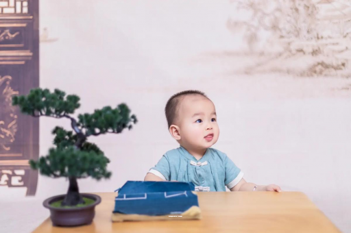 徐州宝宝喊肚子疼怎么回事